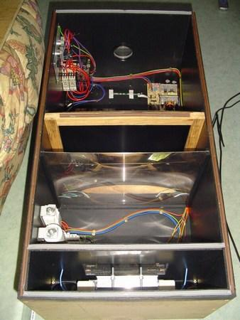 Illustration for article titled Projectors Made From Trash Deliver HD Video and Stereoscopic Movies